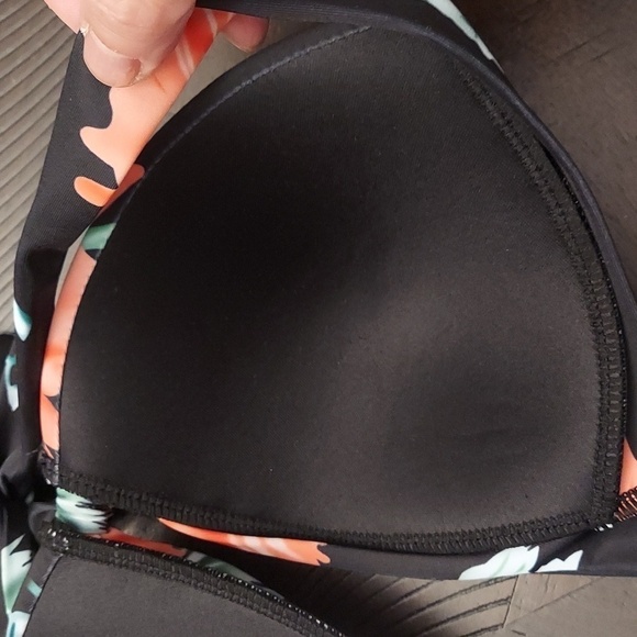 COCOSHIP Retro 50's Floral Halter Bikini Top - Picture 9 of 11